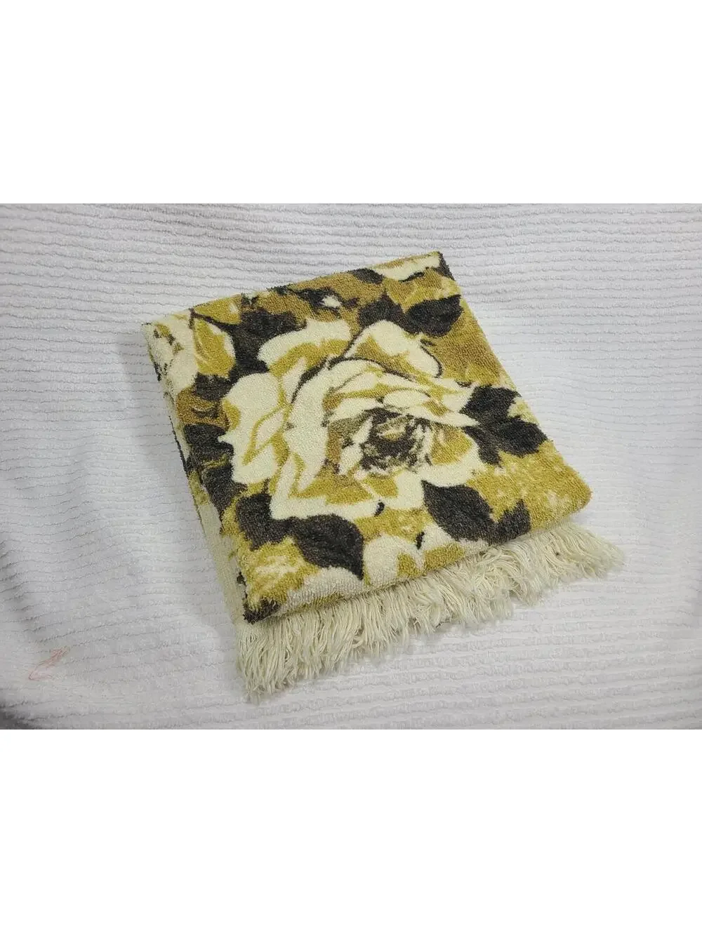 Vtg 70s Cannon Bath Towel Yellow Roses 100% Cotton Brown Tan Retro Rare Bathroom